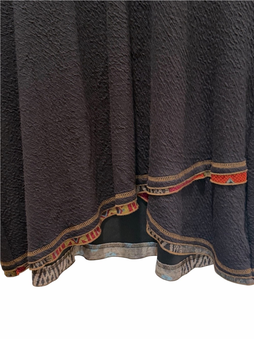 Parsley & Sage Black Textured Tunic w/ Colorful Print Cowl Neck & Trim - Large - Picture 5 of 6